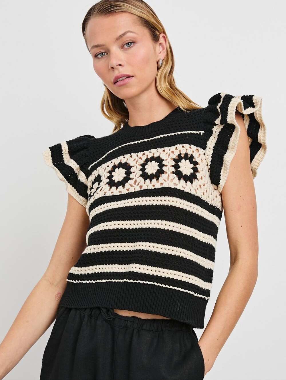 Rails Penelope top Black Ivory Stripe Sweater Crochet Size XL